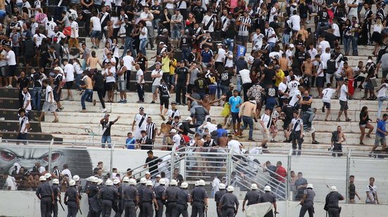 Imagem Após cenas lamentáveis do domingo, Procuradoria do STJD vai pedir a interdição do Moisés Lucarelli