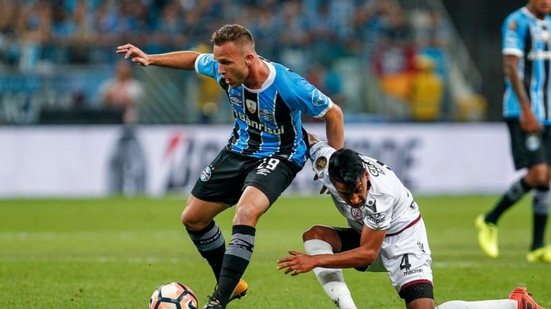 Imagem É hoje! Lanús e Grêmio decidem título da Copa Libertadores da América de 2017