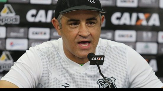 Imagem  Ceará anuncia renovação de Marcelo Chamusca