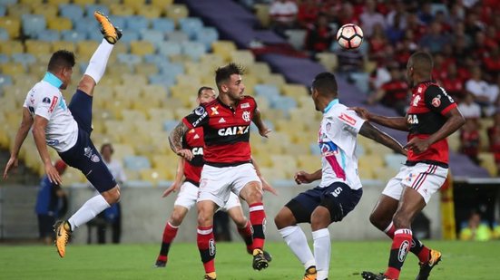 Imagem Copa Sul-Americana: Junior Barranquilla e Flamengo fazem jogo decisivo da semifinal