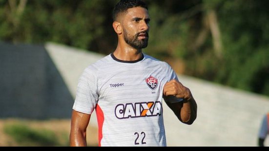 Imagem São Paulo tenta tirar Tréllez do Vitória, mas esbarra em questão financeira