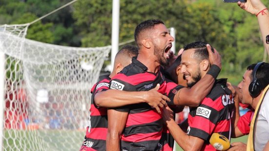 Imagem Vitória encerra Brasileirão como pior mandante e segundo melhor visitante