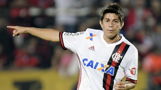Imagem Conca é liberado e não atua mais pelo Flamengo