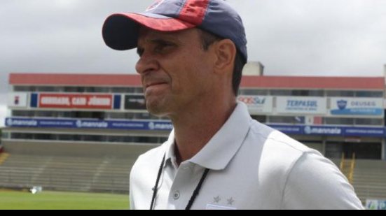 Imagem Paraná anuncia novo técnico para volta à Série A