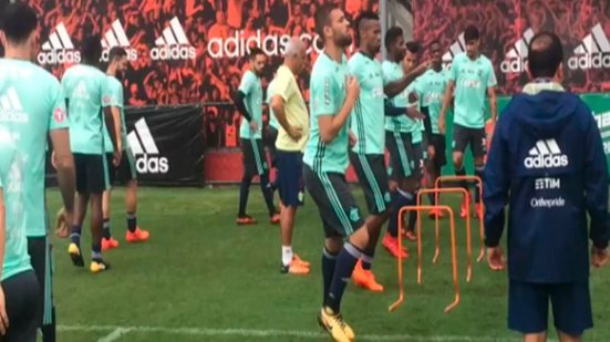 Imagem Conmebol realiza antidoping surpresa antes de treino do Flamengo