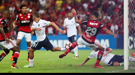 Imagem Flamengo decepciona, empata com o Independiente e perde título da Sul-Americana