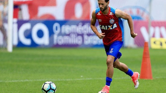 Imagem Imprensa paulista destaca vontade de lateral para Corinthians convencer Bahia em negociação