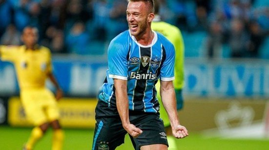 Imagem Mais um na briga! Real Madrid também deseja a contratação de Arthur