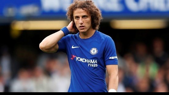 Imagem Com poucas oportunidades, zagueiro revelado no Vitória deve deixar o Chelsea em Janeiro, diz Jornal