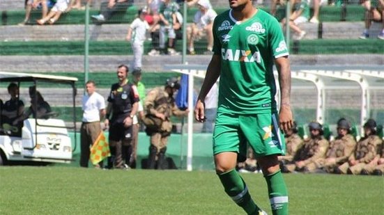 Imagem Ex-BaVi, Rafael Bastos fecha com o CRB