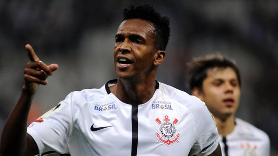 Imagem Corinthians vende Jô para o futebol japonês e interesse em Tréllez se intensifica
