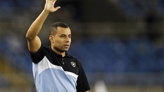 Imagem Jair Ventura aceita proposta e deixa o Botafogo para treinar o Santos