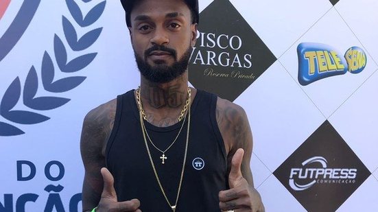 Imagem Renê Júnior confirma acerto com o Corinthians