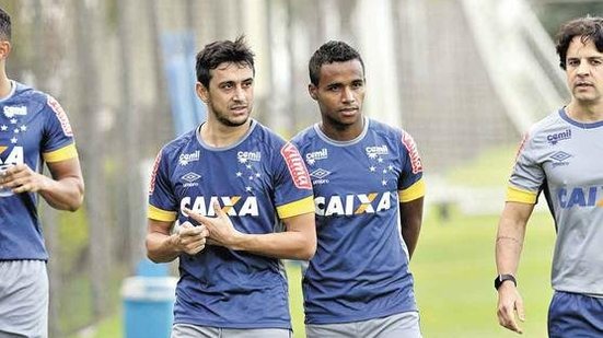 Imagem É do Bahia! Tricolor acerta transferência de meia do Cruzeiro