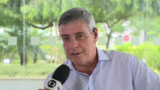 Imagem Brasileirão de 2018 pode iniciar com árbitro de vídeo; Entenda