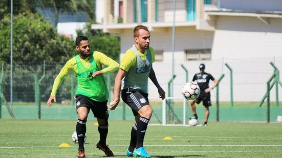 Imagem Ex-atacante do Vitória mira ‘volta por cima’ no Figueirense