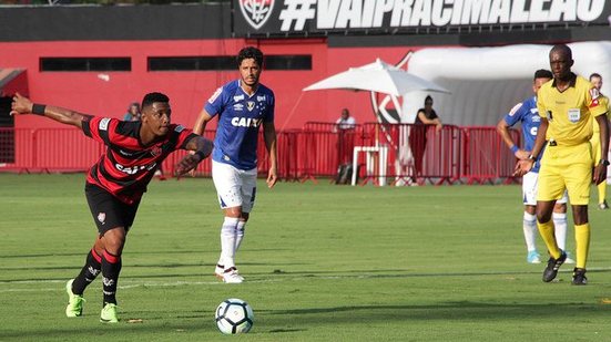 Imagem David e mais cinco jogadores serão anunciados em 'pacotão' do Cruzeiro