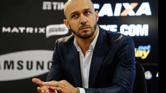 Imagem Após vender artilheiro do Brasileirão, Corinthians recua em interesse por atacante do Vitória