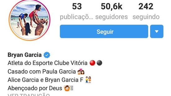 Imagem Mesmo sem assinar, lateral atualiza rede social se dizendo jogador do Vitória e confirma acerto