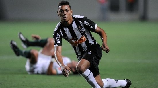 Imagem Melou! Alex Silva desiste do Vitória e está perto de acertar com time da Série B