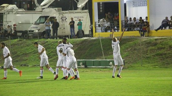 Imagem Em jogo com poucas emoções, Vitória vence o Globo-RN e abre temporada 2018 com o pé direito