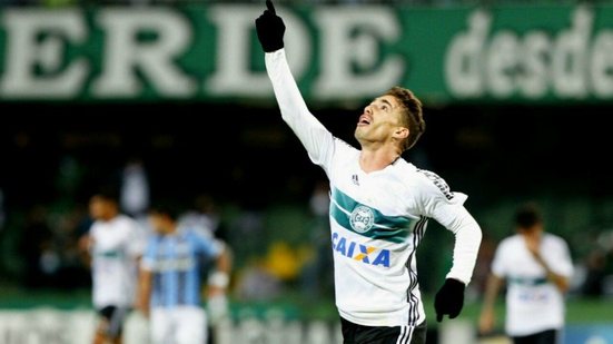 Imagem Ex-Vitória é anunciado como novo reforço de clube que disputa o Campeonato Mexicano