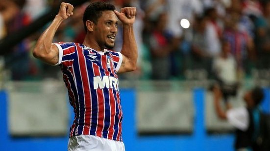 Imagem Com alto salário, centroavante do Bahia não marca há quase um ano