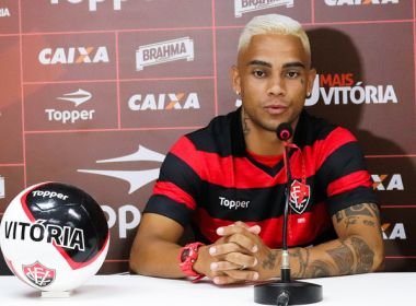 Imagem Após gol, Bryan 'desconversa' sobre ser o dono da lateral esquerda: "Ninguém tem posição fixa"