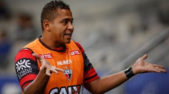 Imagem Após deixar o Atlético-GO, Walter assina com clube da Série B