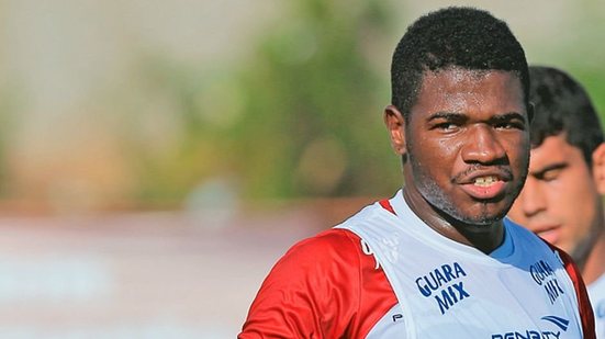 Imagem Ex-Bahia estreia com gol pelo CRB