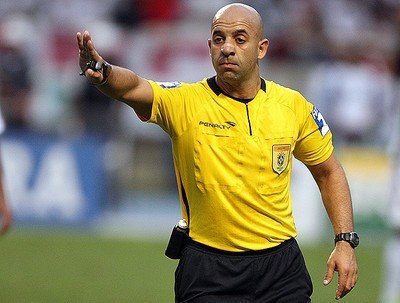Imagem Jean Pierre Lima apita duelo entre Flu de Feira e Santa Cruz na Copa do Brasil