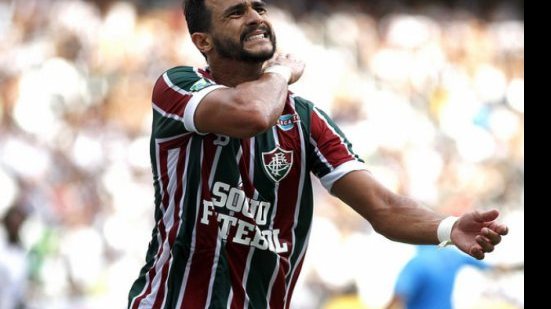 Imagem Flamengo oficializa proposta por Henrique Dourado e negociação avança