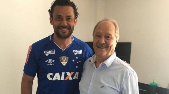 Imagem Presidente do Cruzeiro garante que multa de R$ 10 milhões por Fred será paga ao Atlético-MG