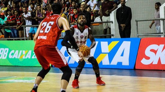 Imagem Hoje é dia de Basquete! Universo/Vitória enfrenta o Basquete Cearense pelo NBB 10