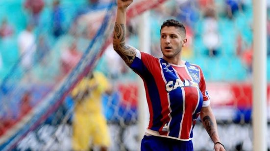 Imagem Fisiologista do Bahia explica porque Zé Rafael joga tanto: "Ele é um atleta diferenciado"