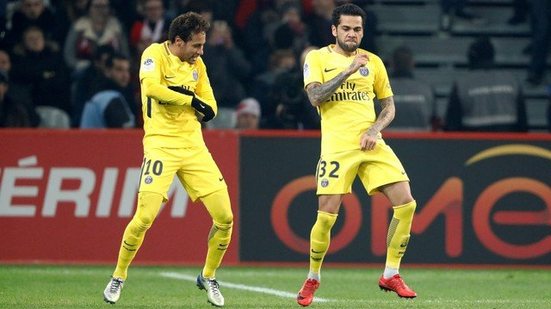 Imagem Neymar chega aos 350 gols na carreira dois dias antes do seu aniversário: "Um presente adiantado"