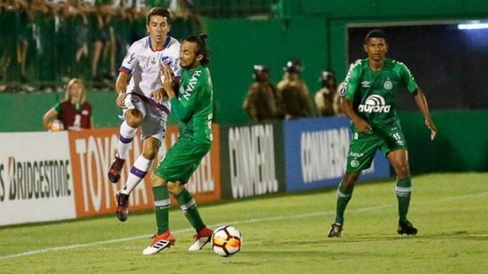 Imagem Chapecoense pede exclusão do Nacional da Libertadores após ofensas de torcedores