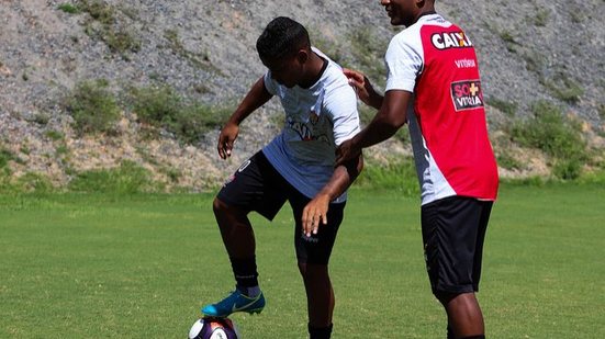 Imagem Após rescindir com o Vitória, promessa da base acerta com clube mineiro