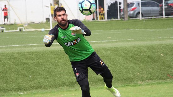 Imagem  Fernando Miguel foca em estreia do Vitória na Copa do Brasil contra o Globo-RN