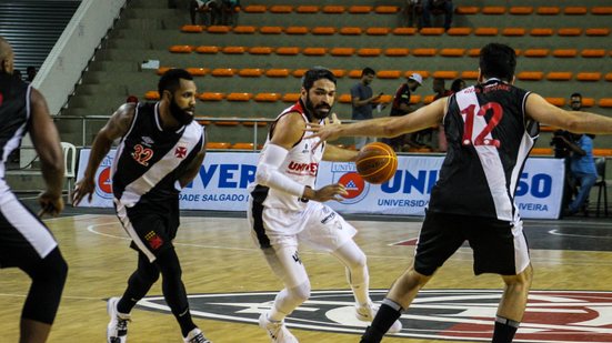 Imagem Basquete! Pelo NBB 10, Universo/Vitória enfrenta o Vasco na noite desta terça (06)