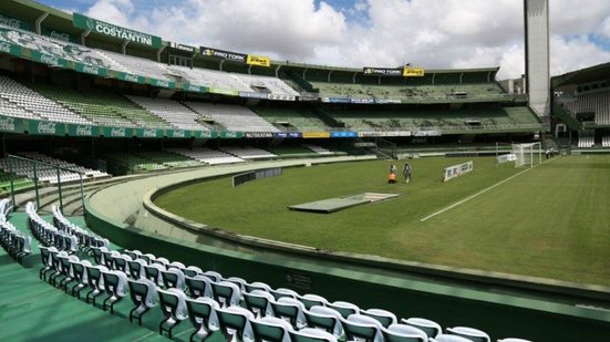 Imagem Deixou saudade? Coritiba tenta a contratação de jogador que defendeu o Vitória em 2017