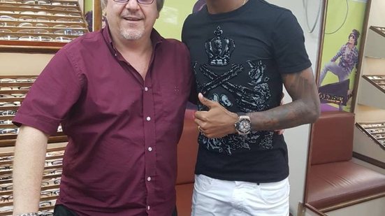 Imagem Após pancada no olho, Bruno Henrique revela: "Posso até perder a visão"