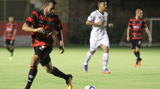 Imagem José Welison comemora retorno no Vitória e foca em clássico com o Bahia
