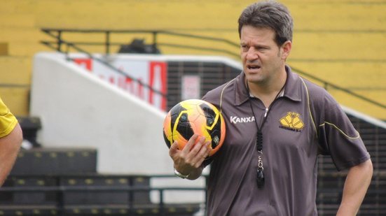 Imagem Argel Fucks é anunciado como novo técnico do Criciúma