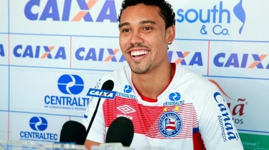 Imagem Edigar Junio comemora fim do jejum de gols em 2018