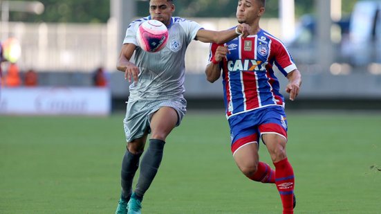 Imagem Bahia vence Atlântico com gol no último minuto e sai vaiado pela torcida