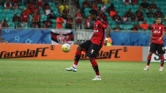 Imagem Clube da Série A deve anunciar volante revelado no Vitória como novo reforço
