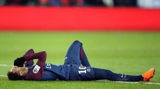Imagem Neymar será operado e só volta em maio, um mês antes da Copa