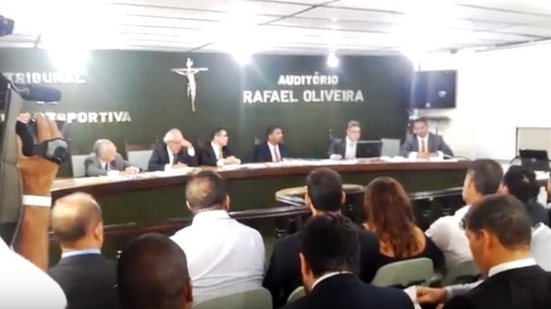 Imagem TJDF-BA indefere pedido do Bahia para entrar como 3º interessado em processo contra o Vitória