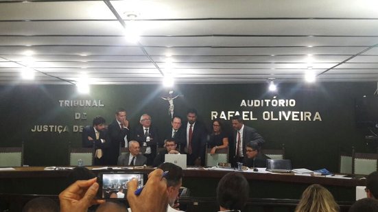 Imagem Julgamento: Advogados de Bahia e Vitória apresentam vídeos como provas